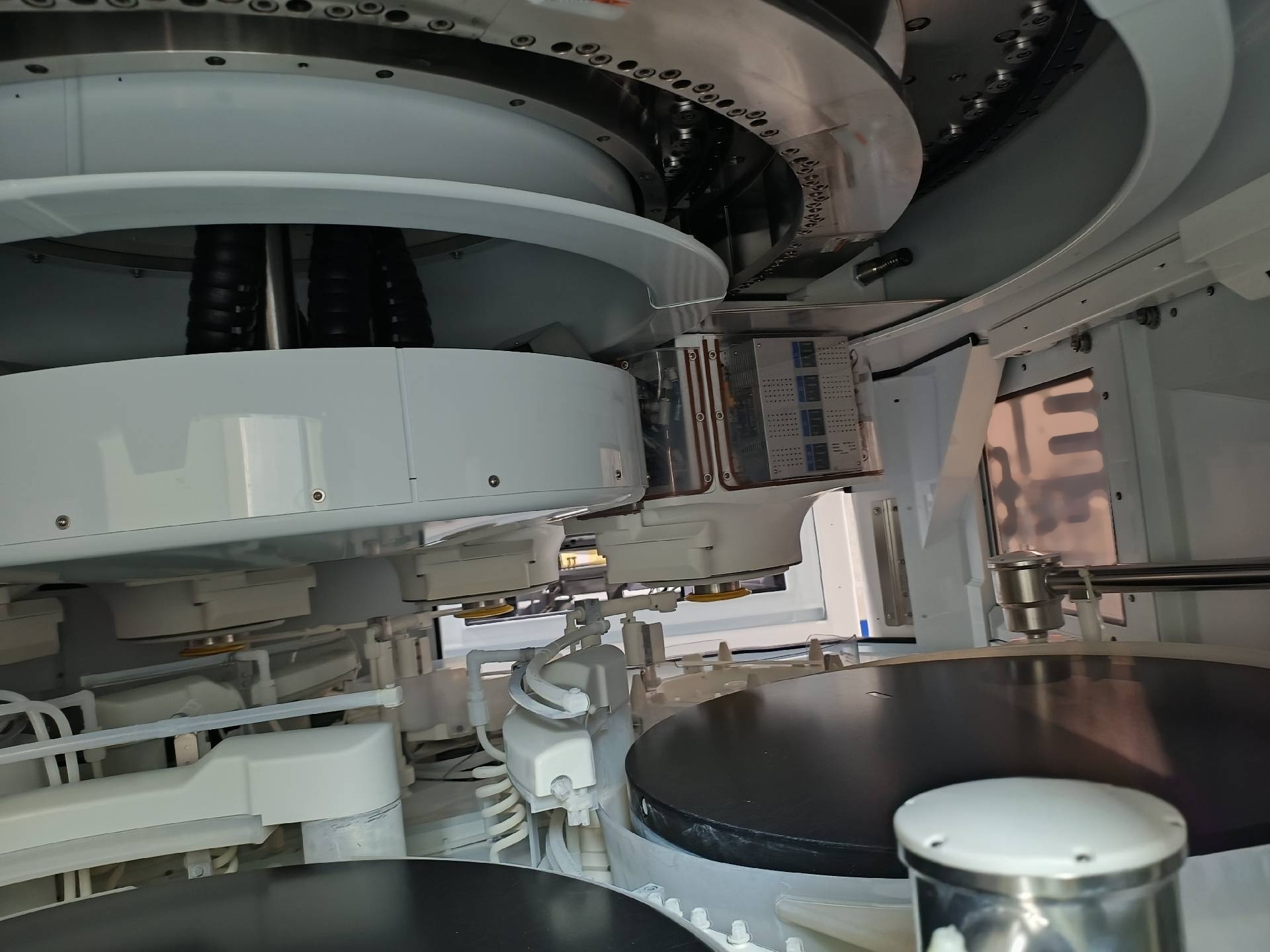사진 사용됨 AMAT / APPLIED MATERIALS Reflexion LK Prime 판매용