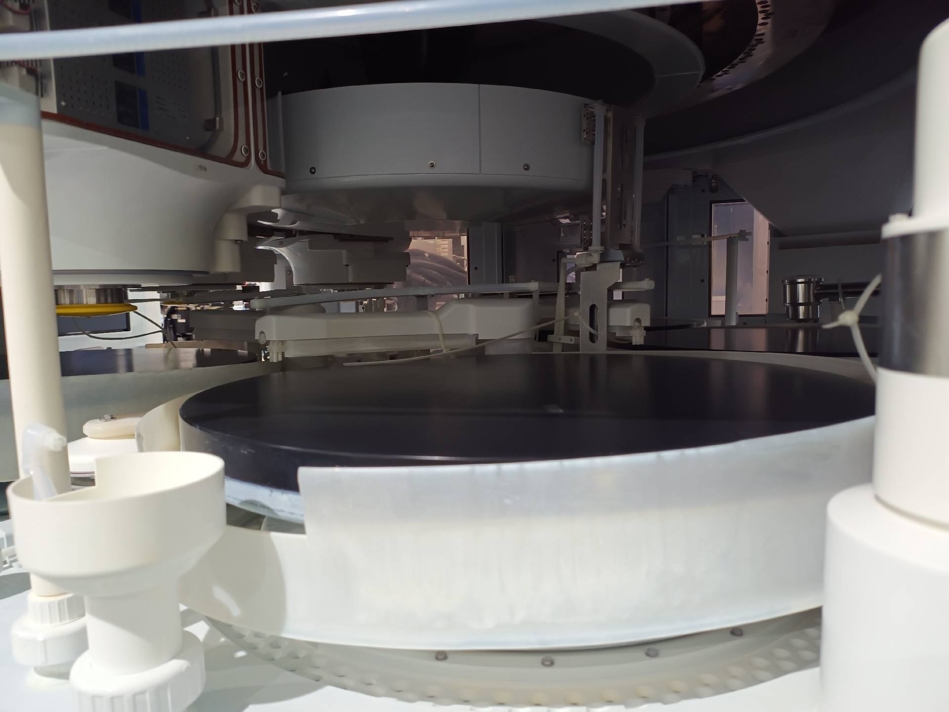 사진 사용됨 AMAT / APPLIED MATERIALS Reflexion LK Prime 판매용