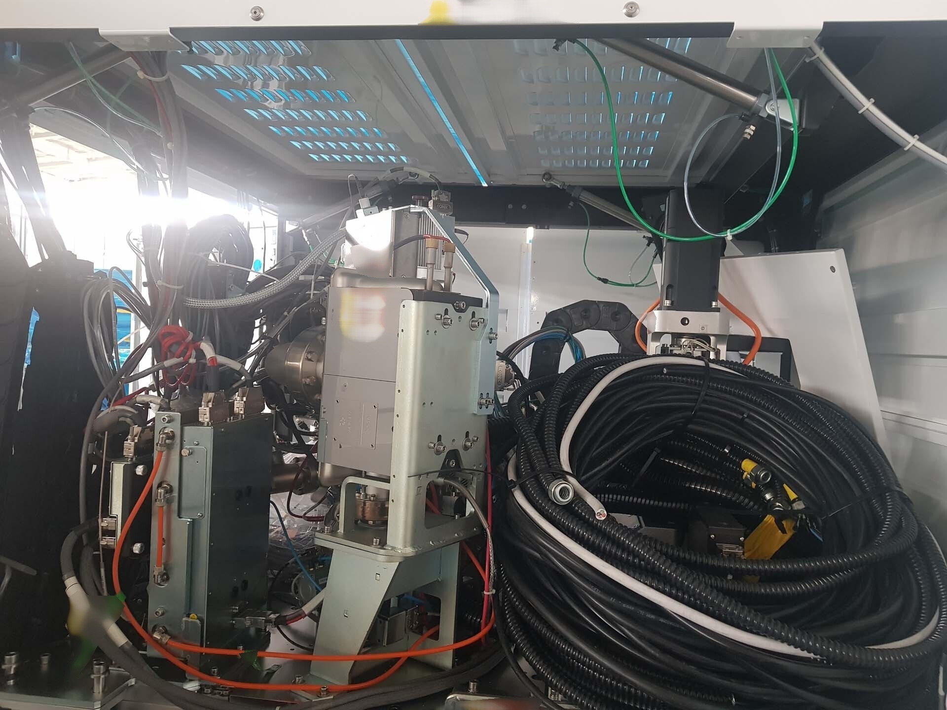 圖為 已使用的 AMAT / APPLIED MATERIALS SemVision G4 待售