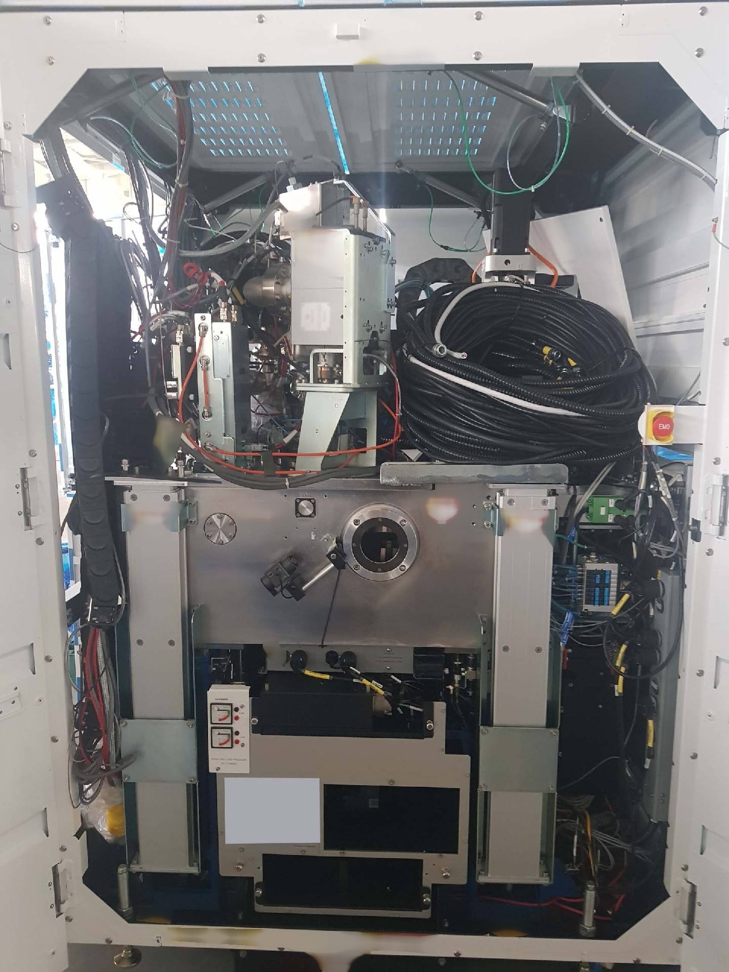 圖為 已使用的 AMAT / APPLIED MATERIALS SemVision G4 待售