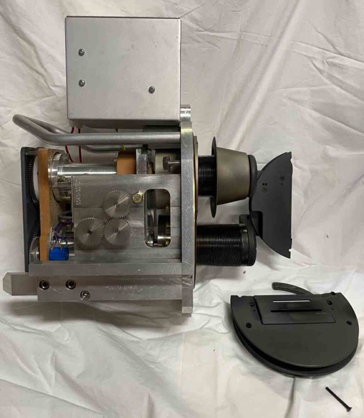 사진 사용됨 AMAT / APPLIED MATERIALS Extraction manipulator for xR200 판매용