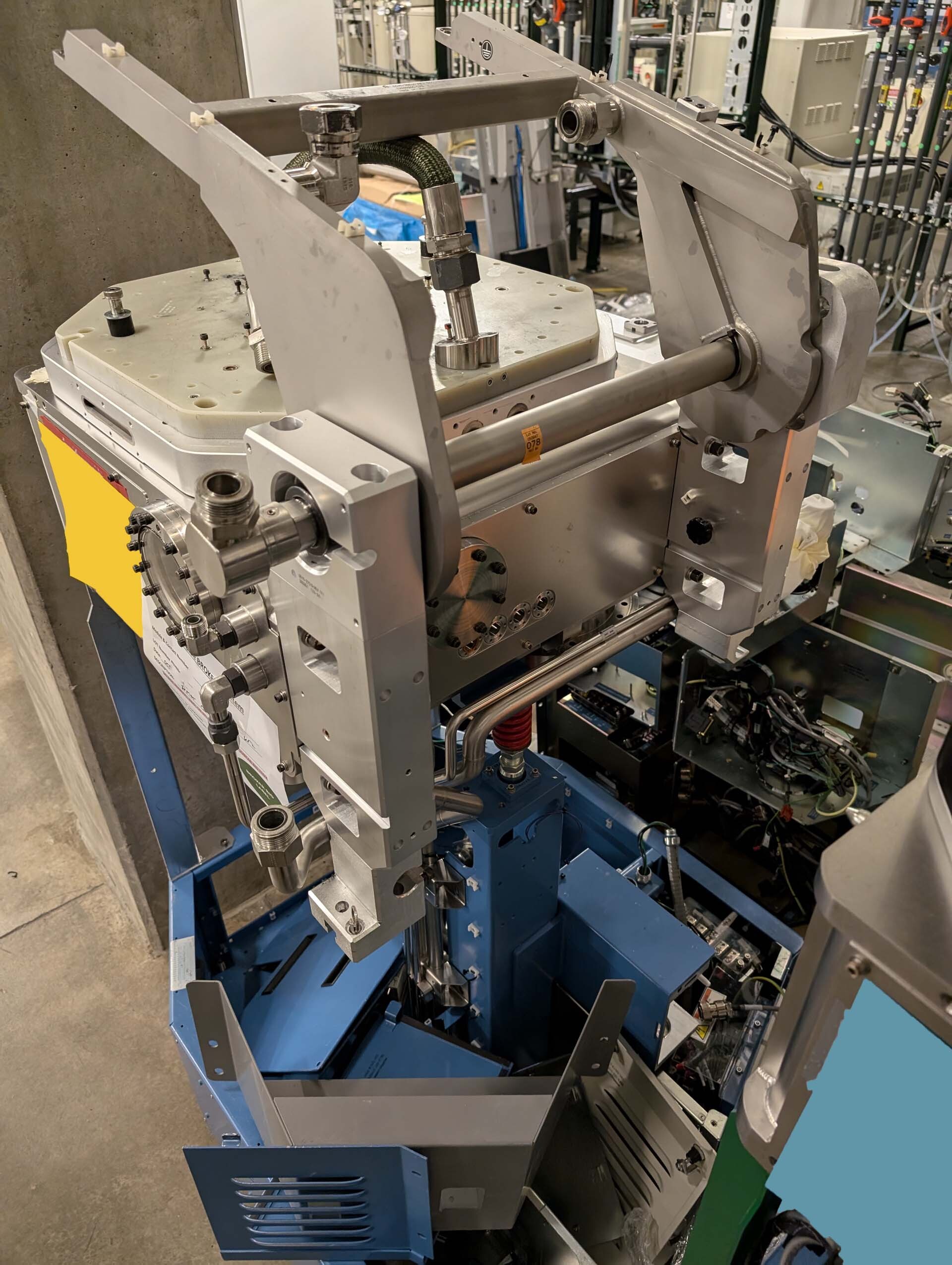 フォト（写真） 使用される AMAT / APPLIED MATERIALS TTN Chamber 販売のために