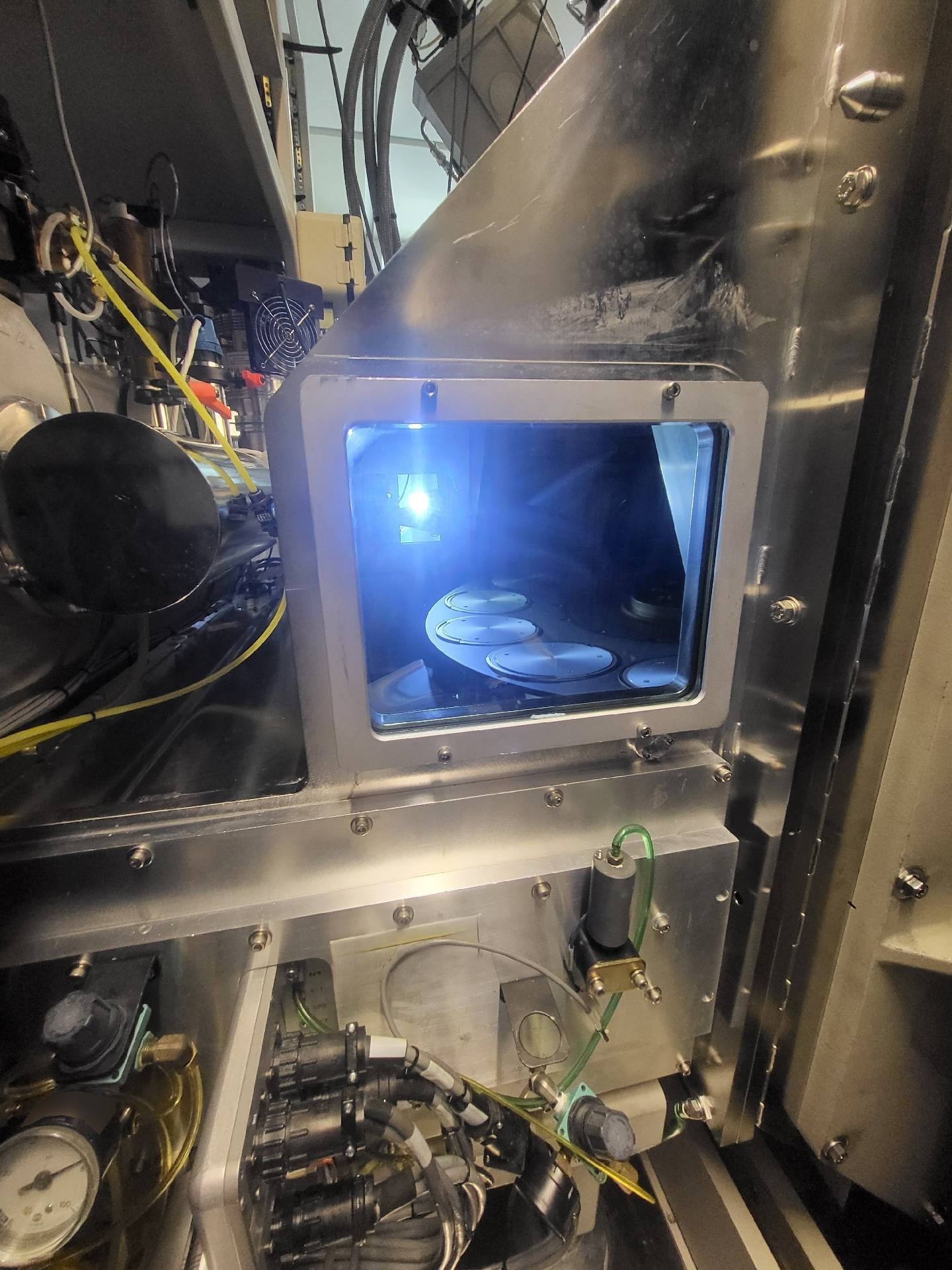圖為 已使用的 AMAT / APPLIED MATERIALS Varian VIISion 200 待售