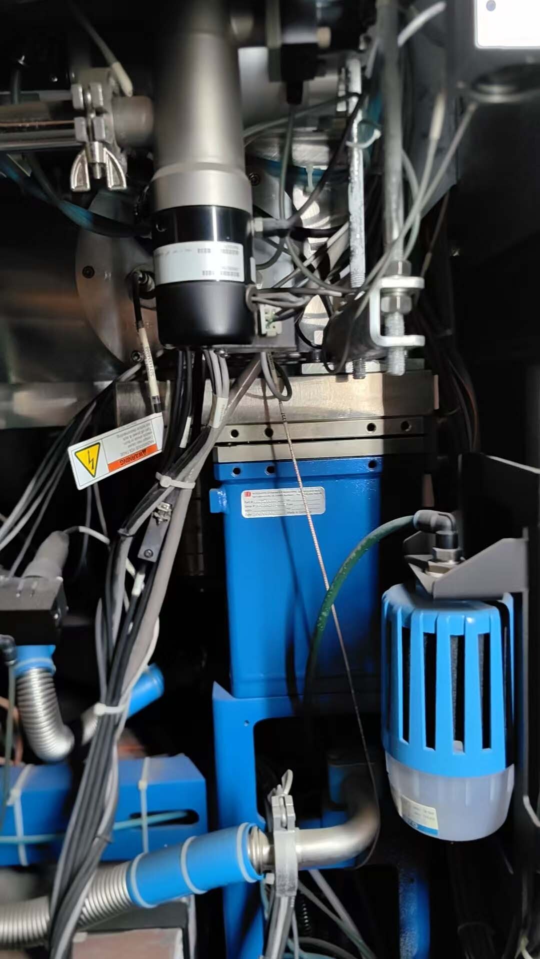 Photo Used AMAT / APPLIED MATERIALS VeraSEM 3D For Sale