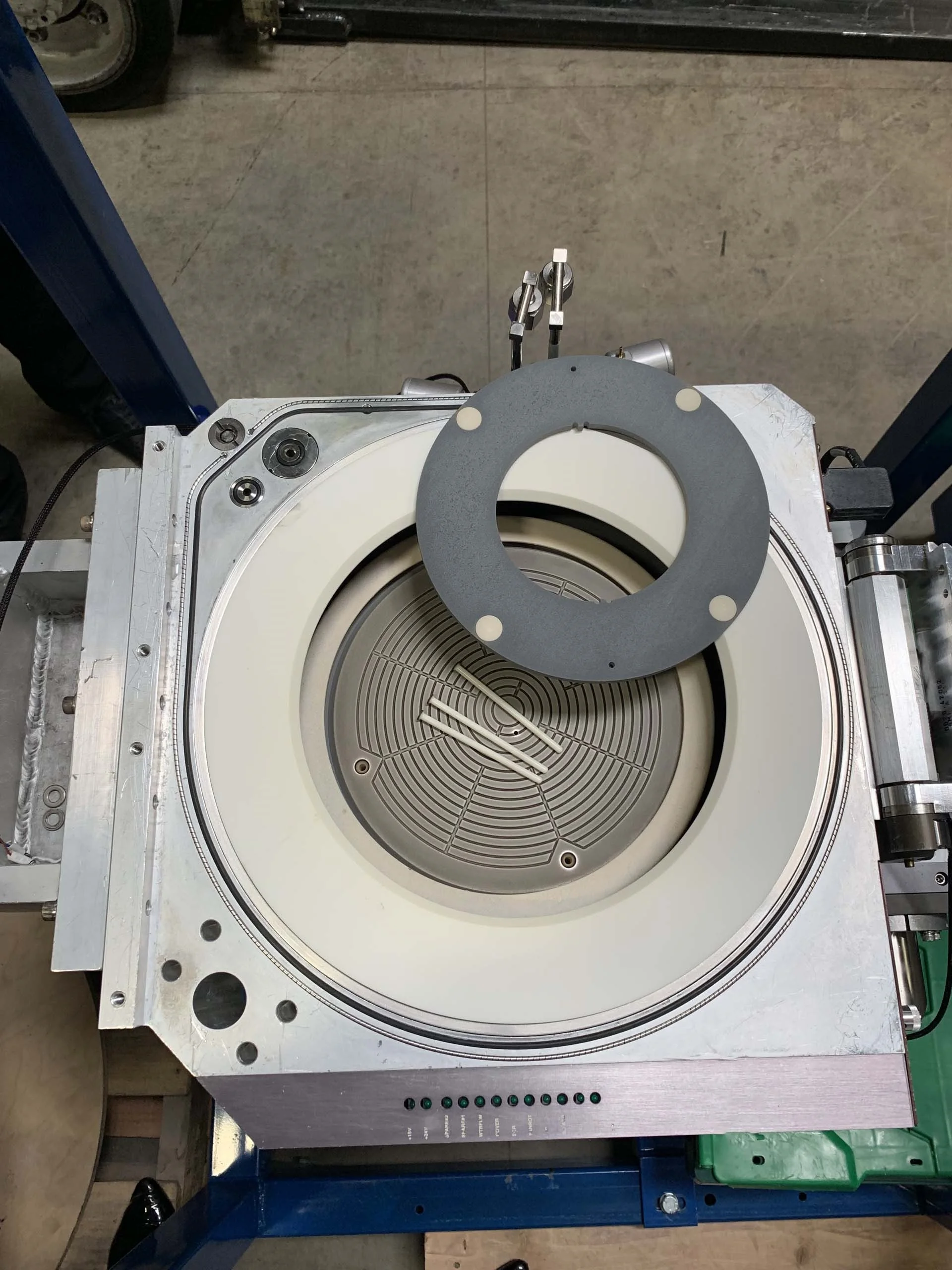 AMAT / APPLIED MATERIALS WxZ CVD Chamber for P5000 Parts