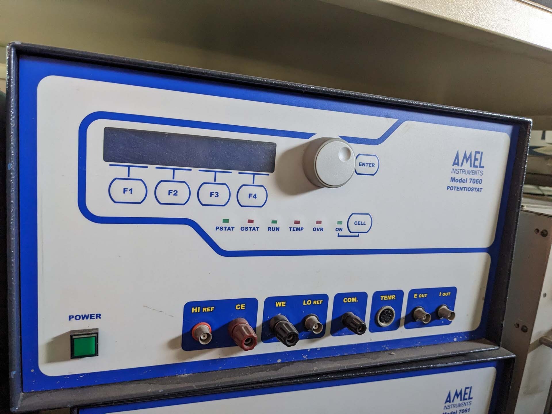 Photo Used AMEL INSTRUMENTS 7060 For Sale