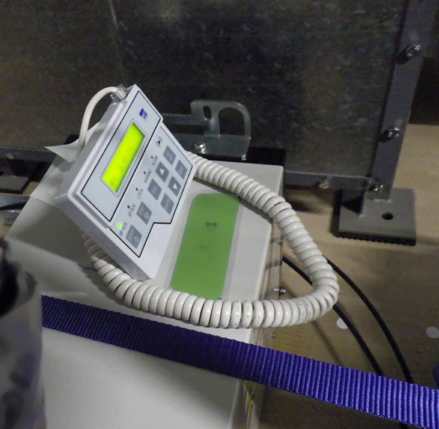 Photo Used ANELVA I 2100 SRE For Sale