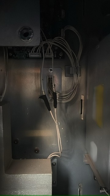 Photo Used APPLIED BIOSYSTEMS / ABI / HITACHI 3130 XL For Sale