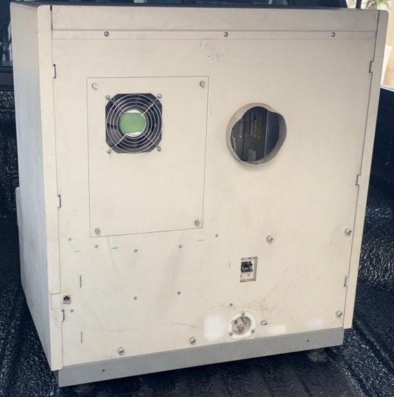 Photo Used APPLIED BIOSYSTEMS / ABI / HITACHI 3130 XL For Sale