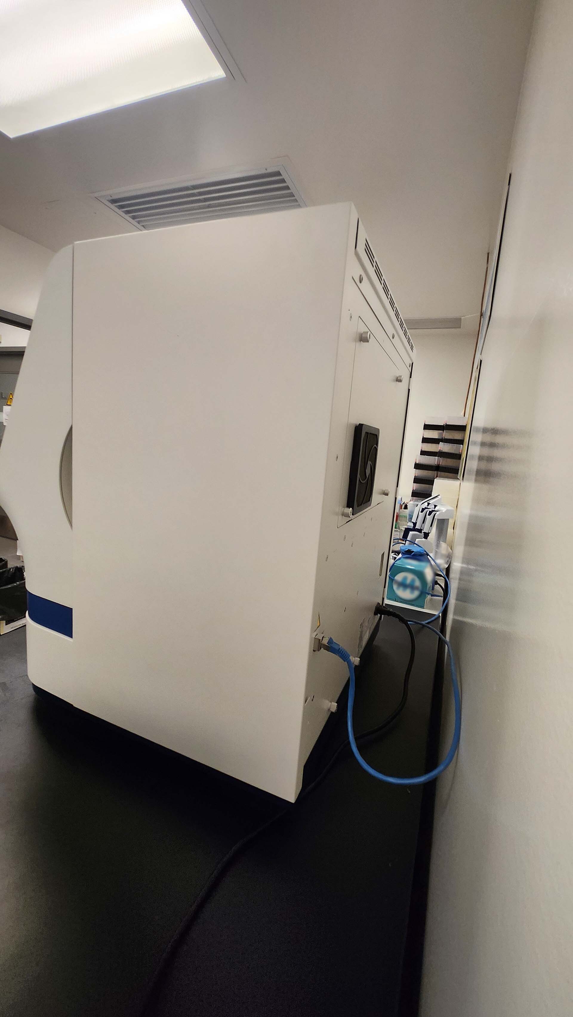 Foto Verwendet APPLIED BIOSYSTEMS / ABI / HITACHI 3500XL Zum Verkauf