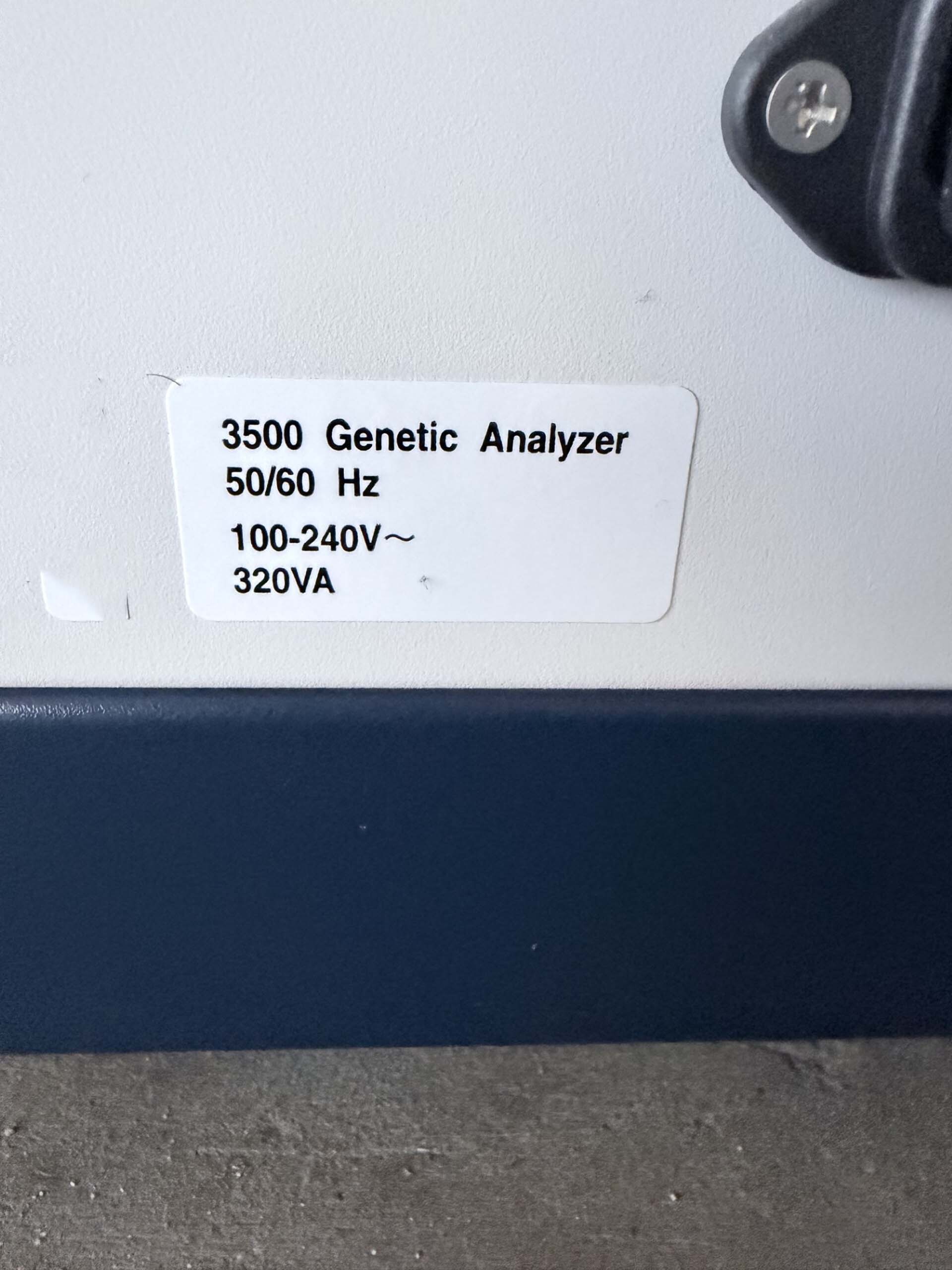 图为 已使用的 APPLIED BIOSYSTEMS / ABI / HITACHI 3500 待售