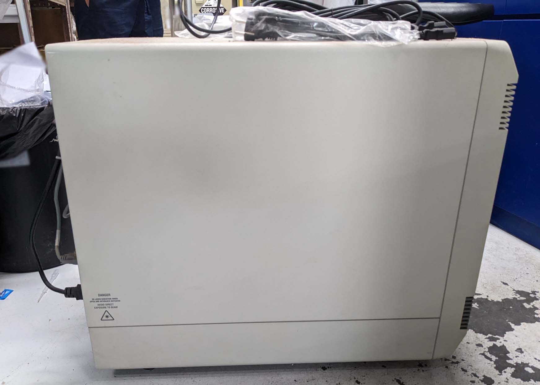 Photo Used APPLIED BIOSYSTEMS / ABI / MDS SCIEX 7900 HT For Sale