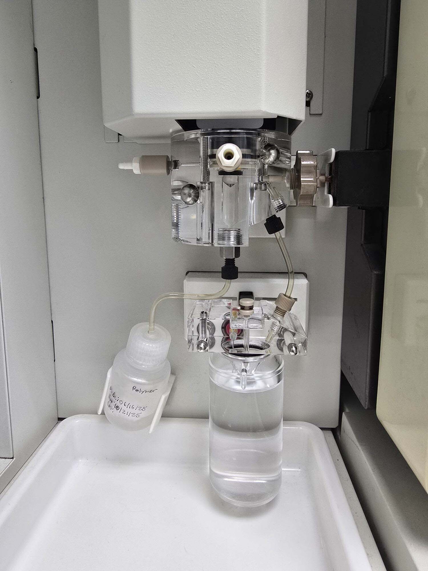 Photo Utilisé APPLIED BIOSYSTEMS / ABI / MDS SCIEX 3730XL À vendre
