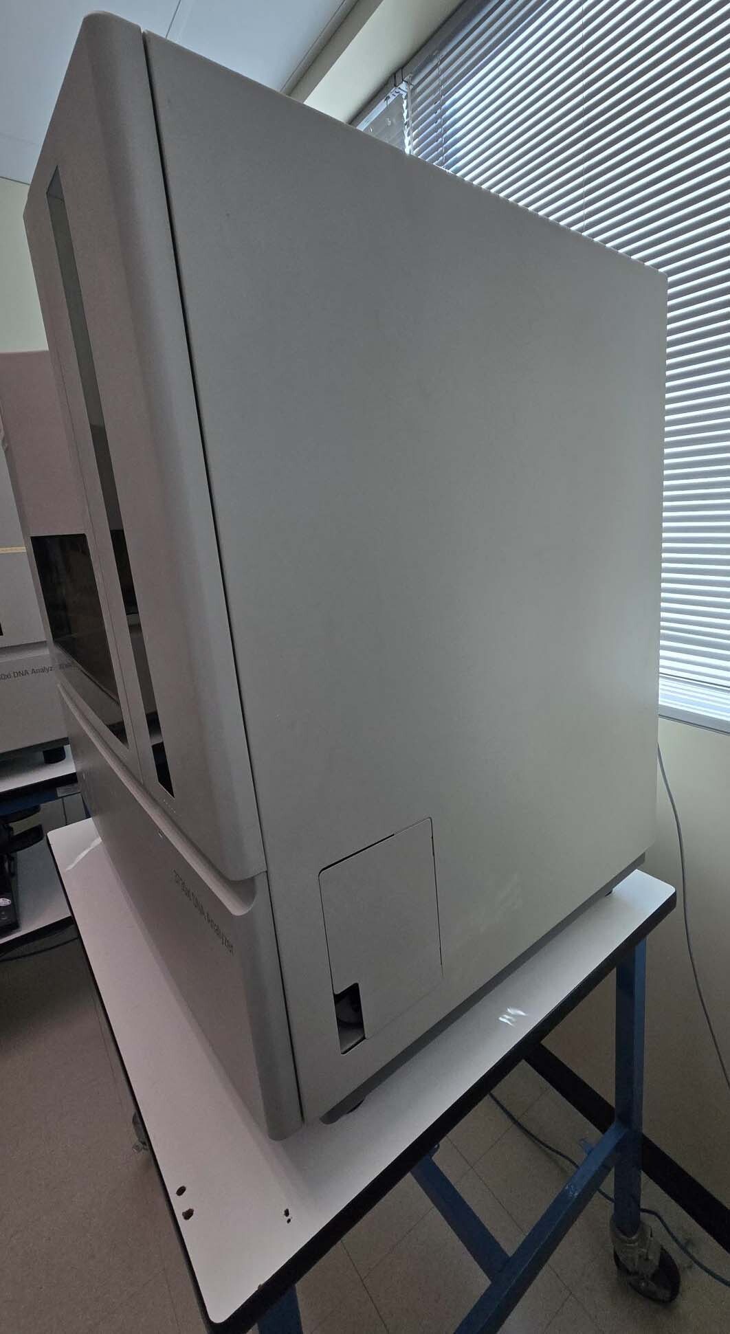 Photo Utilisé APPLIED BIOSYSTEMS / ABI / MDS SCIEX 3730XL À vendre