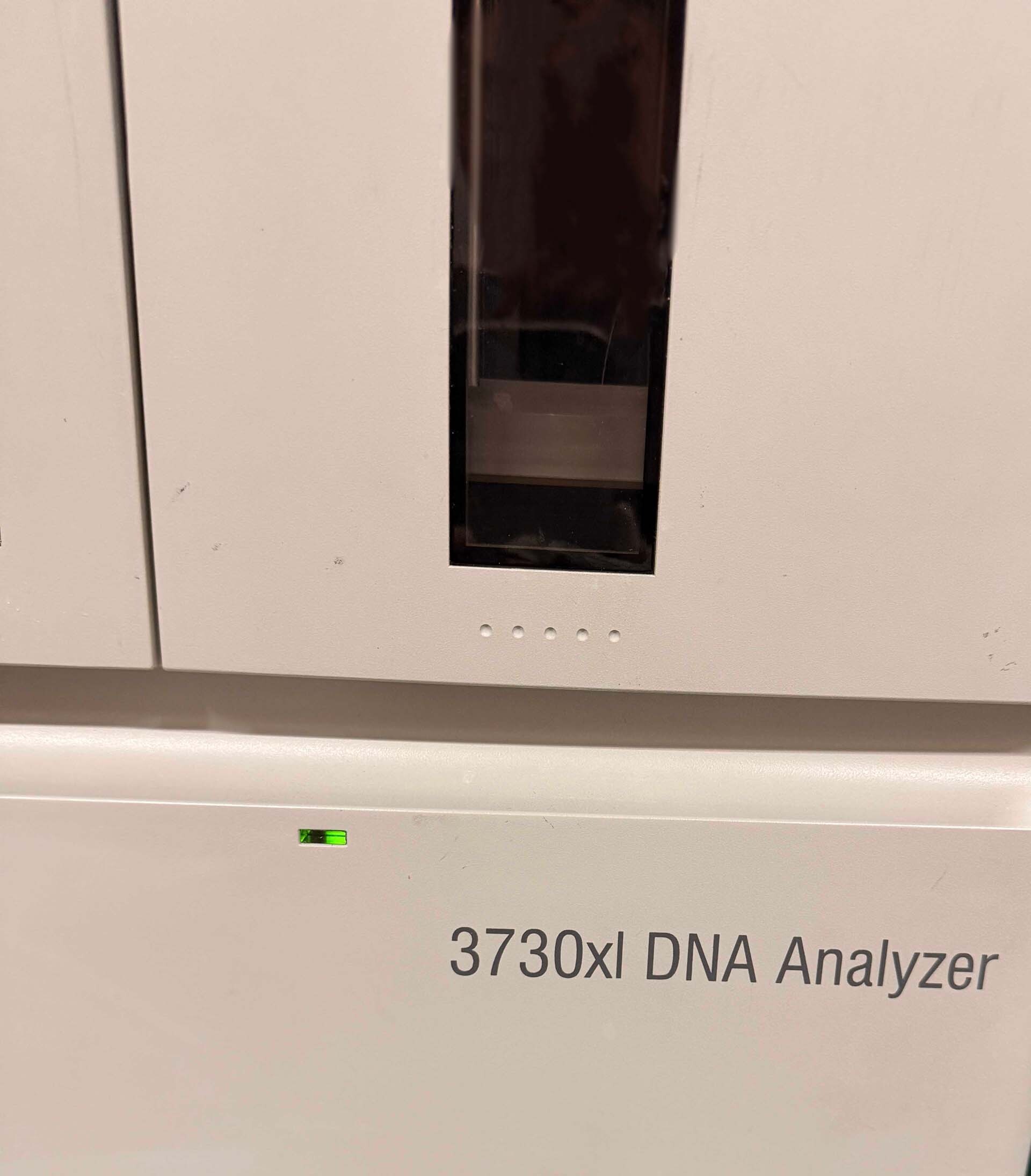Photo Utilisé APPLIED BIOSYSTEMS / ABI / MDS SCIEX 3730XL À vendre