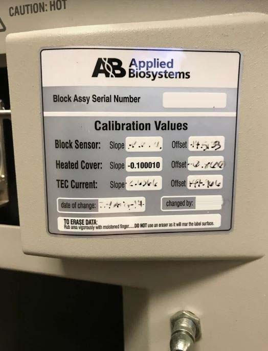 Photo Used APPLIED BIOSYSTEMS / ABI / MDS SCIEX 7500 For Sale