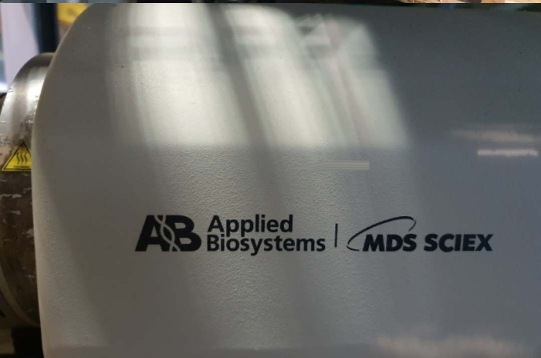 Photo Used APPLIED BIOSYSTEMS / ABI / MDS SCIEX API 2000 For Sale