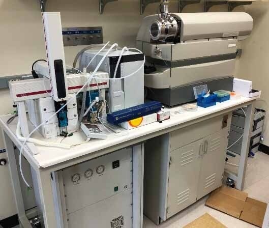 Foto Verwendet APPLIED BIOSYSTEMS / ABI / MDS SCIEX API 3200 Zum Verkauf