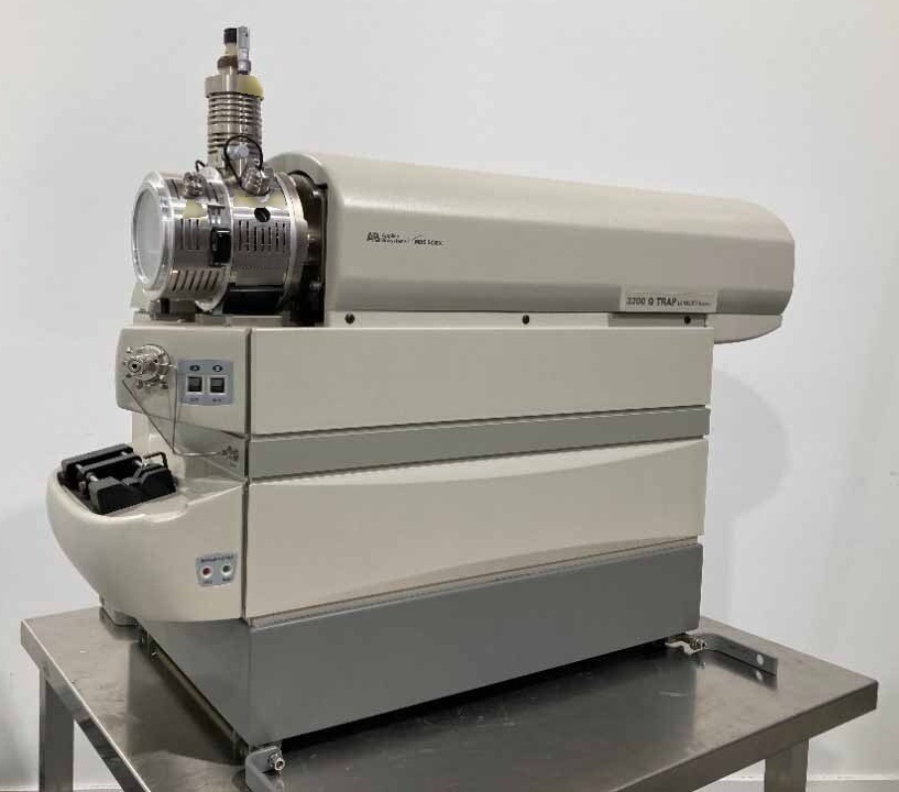 Foto Verwendet APPLIED BIOSYSTEMS / ABI / MDS SCIEX API 3200 Zum Verkauf