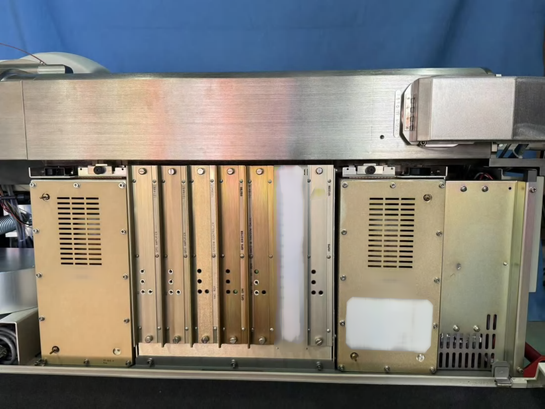 Photo Used APPLIED BIOSYSTEMS / ABI / MDS SCIEX API 4000 For Sale