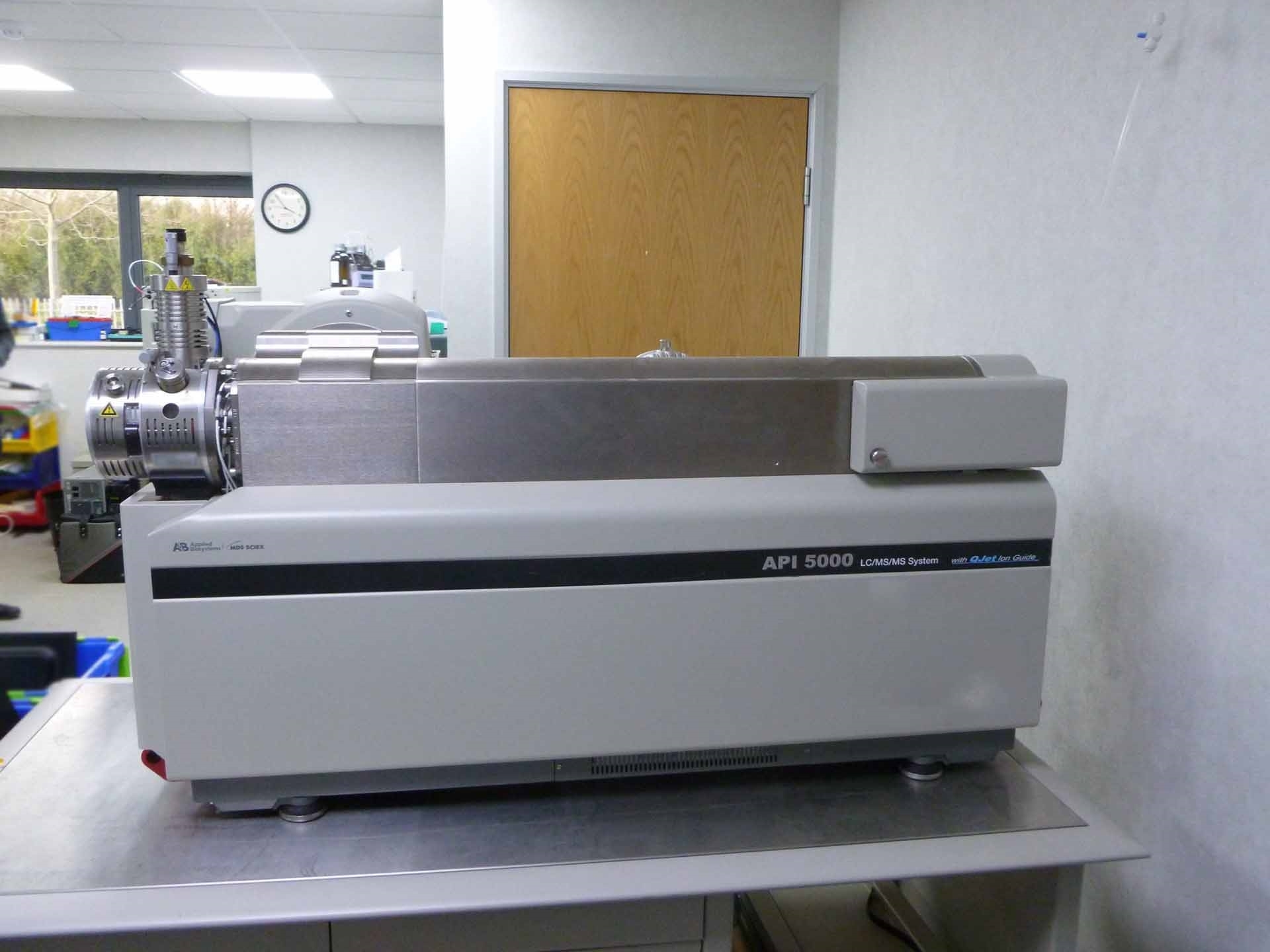 Photo Used APPLIED BIOSYSTEMS / ABI / MDS SCIEX API 5000 For Sale