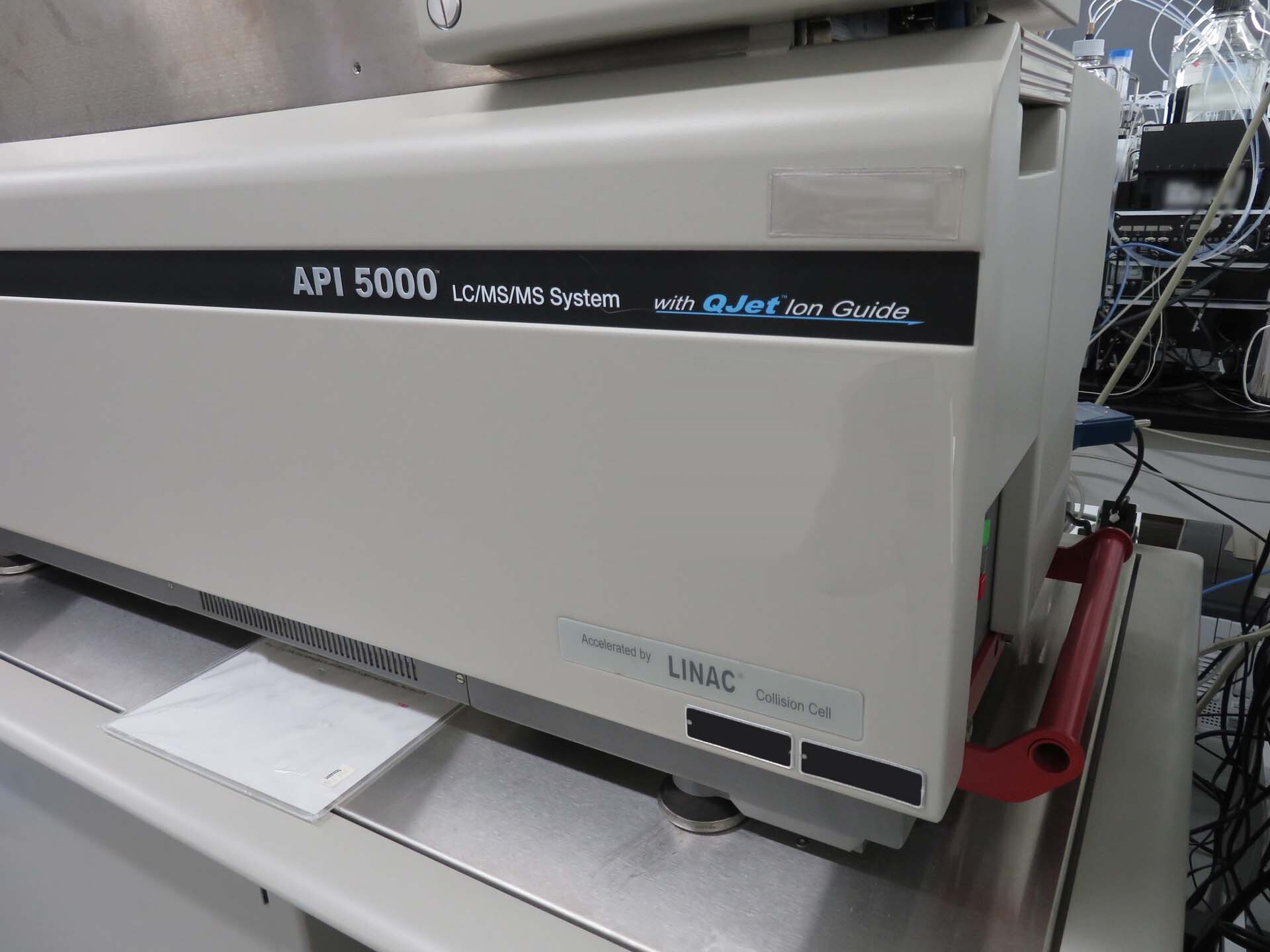 Foto Verwendet APPLIED BIOSYSTEMS / ABI / MDS SCIEX API 5000 Zum Verkauf