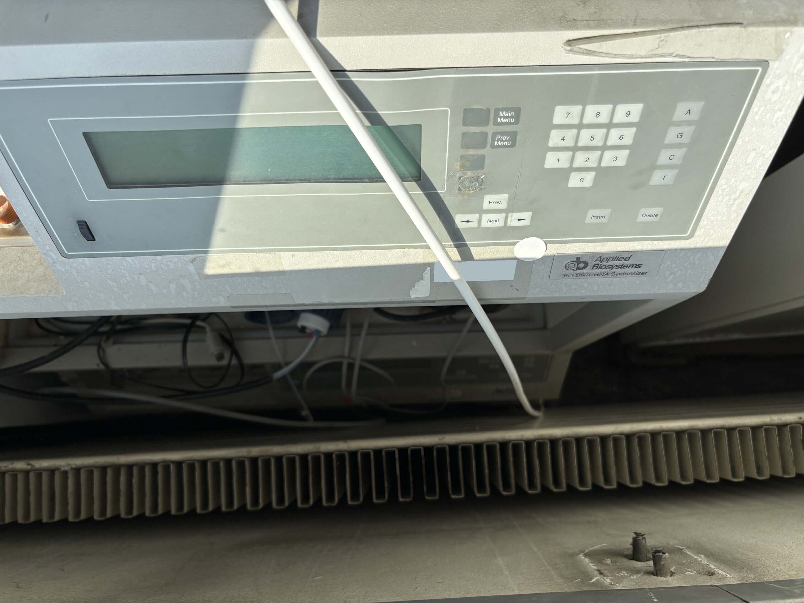 Photo Used APPLIED BIOSYSTEMS / ABI 392 / 394 For Sale