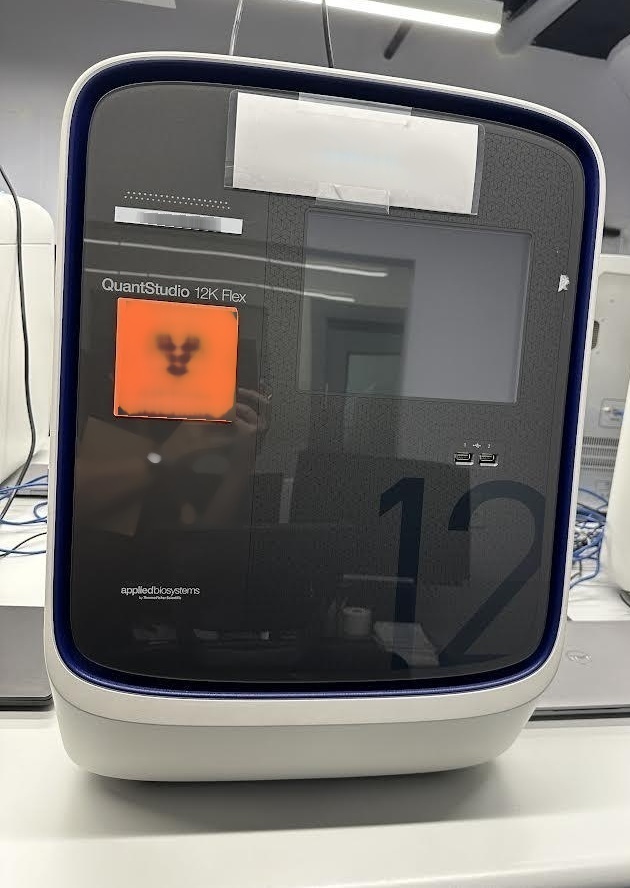 圖為 已使用的 APPLIED BIOSYSTEMS / ABI QuantStudio 12K 待售