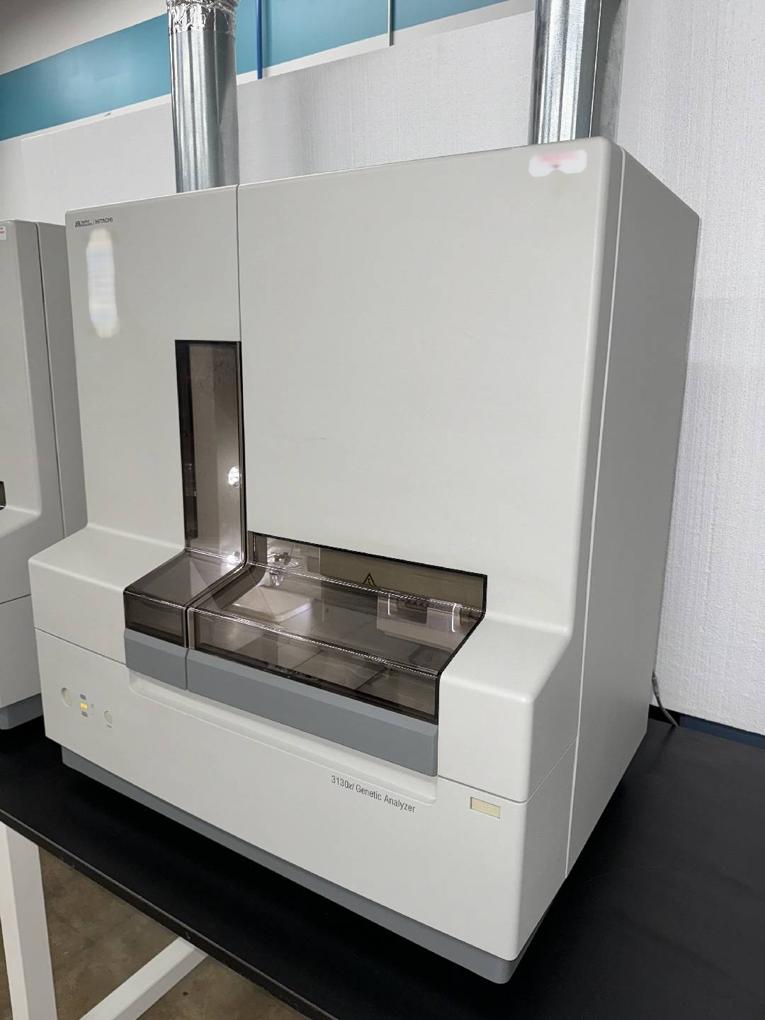 图为 已使用的 APPLIED BIOSYSTEMS / HITACHI / ABI 3130 XL 待售