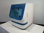 Photo Used APPLIED BIOSYSTEMS / HITACHI / ABI 3500 XL For Sale