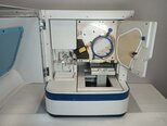 Photo Used APPLIED BIOSYSTEMS / HITACHI / ABI 3500 XL For Sale