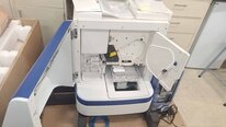 Photo Used APPLIED BIOSYSTEMS / HITACHI / ABI 3500 For Sale