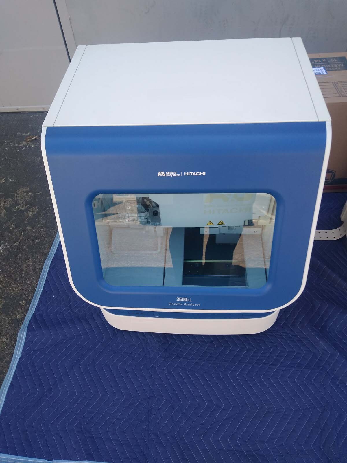 圖為 已使用的 APPLIED BIOSYSTEMS / HITACHI / ABI 3500 XL 待售