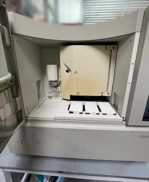图为 已使用的 APPLIED BIOSYSTEMS / HITACHI 3730 XL 待售
