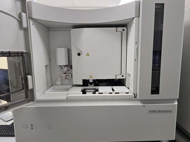 图为 已使用的 APPLIED BIOSYSTEMS / HITACHI 3730 XL 待售