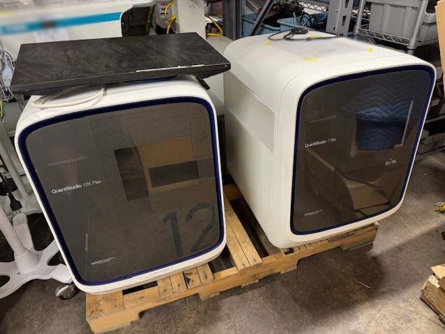 사진 사용됨 APPLIED BIOSYSTEMS / THERMO FISHER SCIENTIFIC QuantStudio 12K Flex 판매용