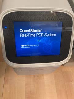 Photo Used APPLIED BIOSYSTEMS / THERMO FISHER SCIENTIFIC Quantstudio 5 For Sale