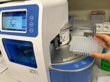 Photo Used APPLIED BIOSYSTEMS / THERMO FISHER SCIENTIFIC Quantstudio 5 For Sale