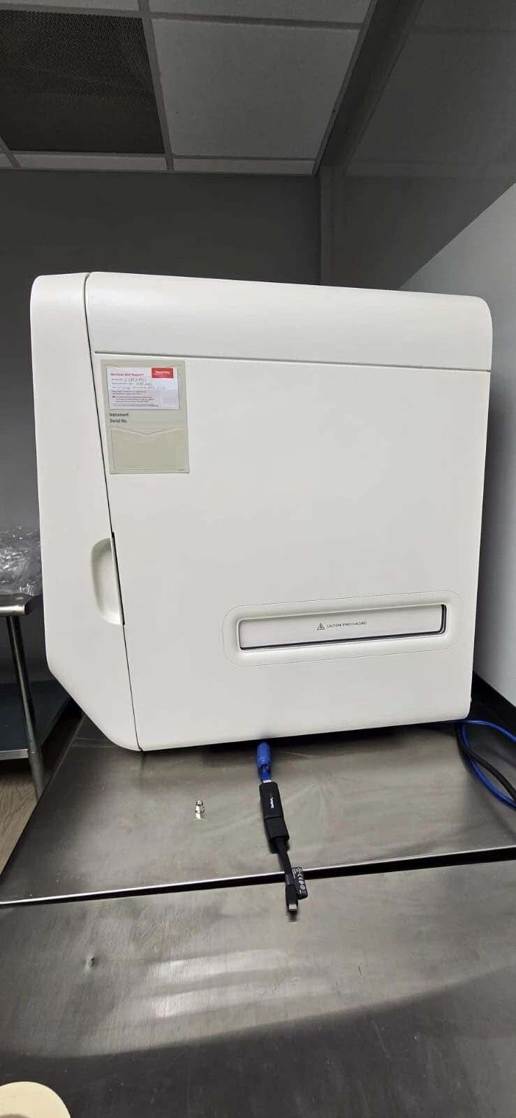 사진 사용됨 APPLIED BIOSYSTEMS / THERMO FISHER SCIENTIFIC QuantStudio 7 Flex 판매용