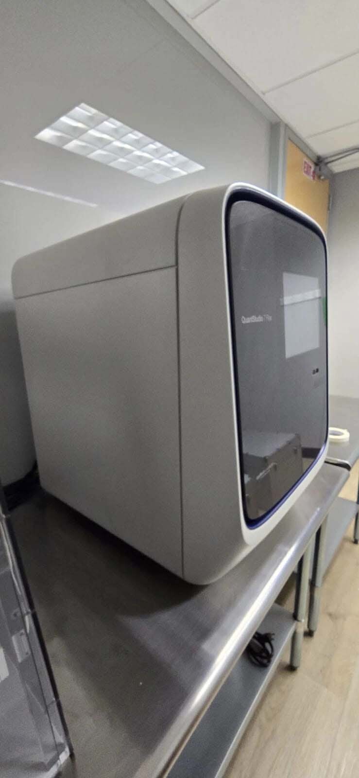 사진 사용됨 APPLIED BIOSYSTEMS / THERMO FISHER SCIENTIFIC QuantStudio 7 Flex 판매용