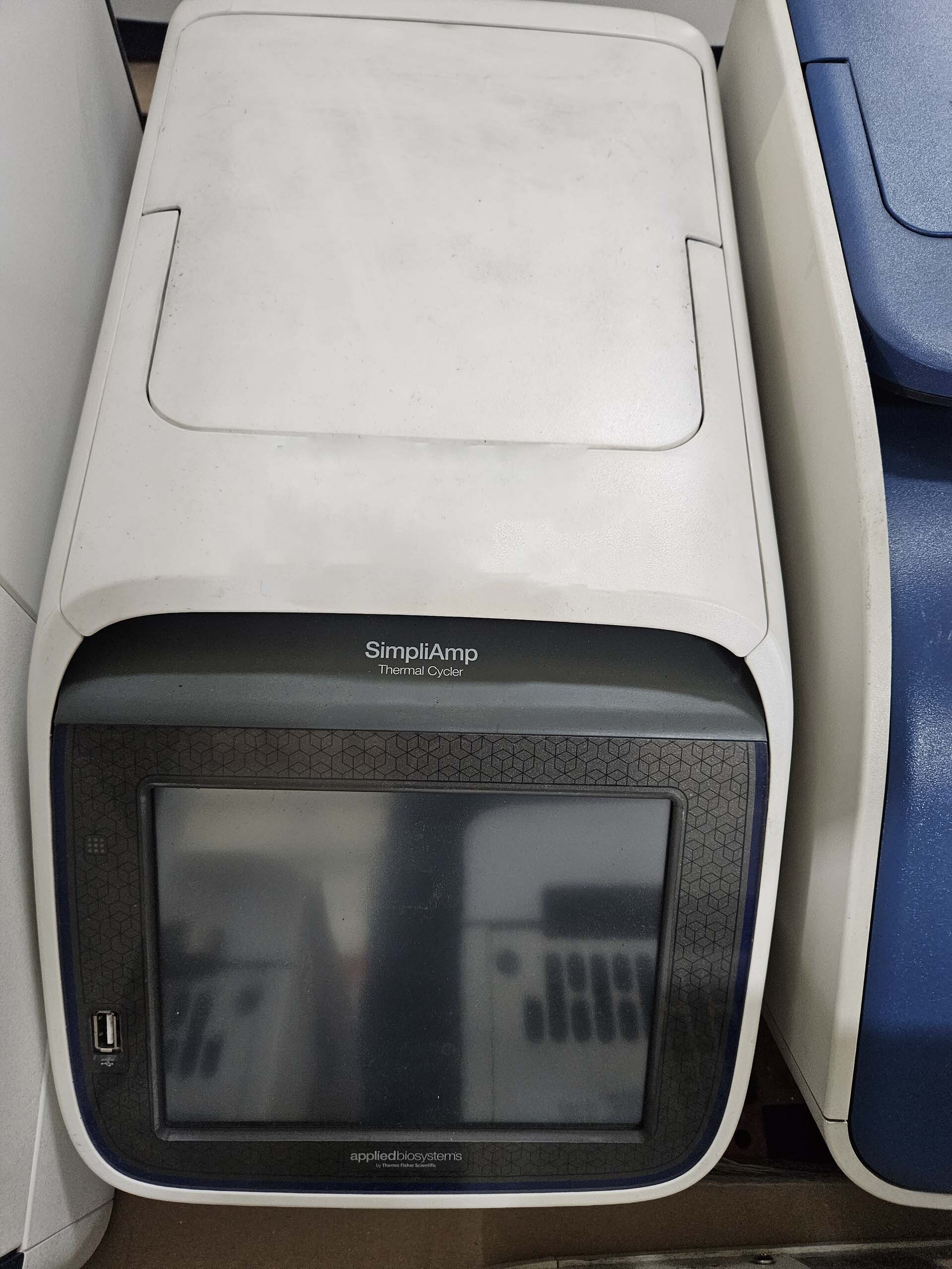 사진 사용됨 APPLIED BIOSYSTEMS / THERMO FISHER SCIENTIFIC SimpliAmp 판매용