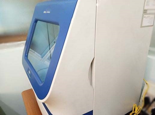 Photo Used APPLIED BIOSYSTEMS 3500XL For Sale