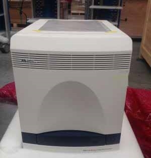 Photo Used APPLIED BIOSYSTEMS 7500 Fast Dx For Sale