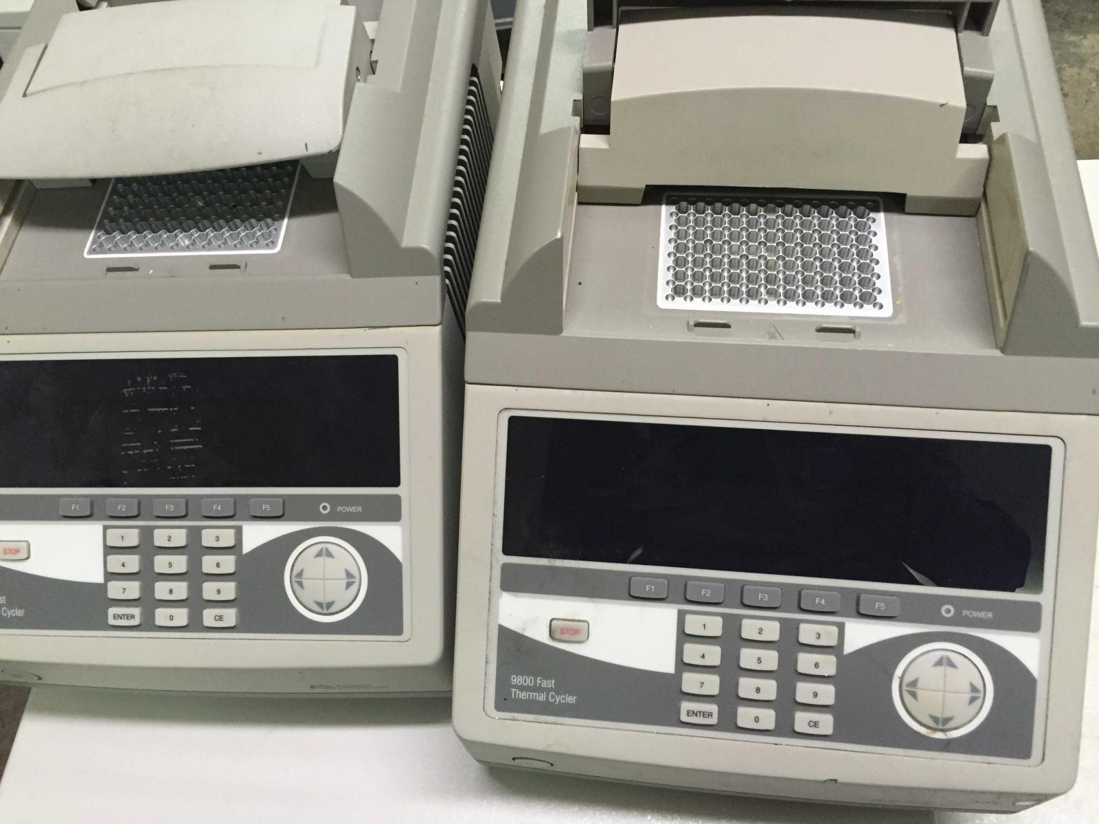 Photo Used APPLIED BIOSYSTEMS 9800 For Sale