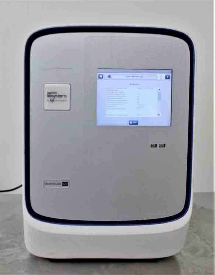 Foto Verwendet APPLIED BIOSYSTEMS Quantstudio 5 DX Zum Verkauf