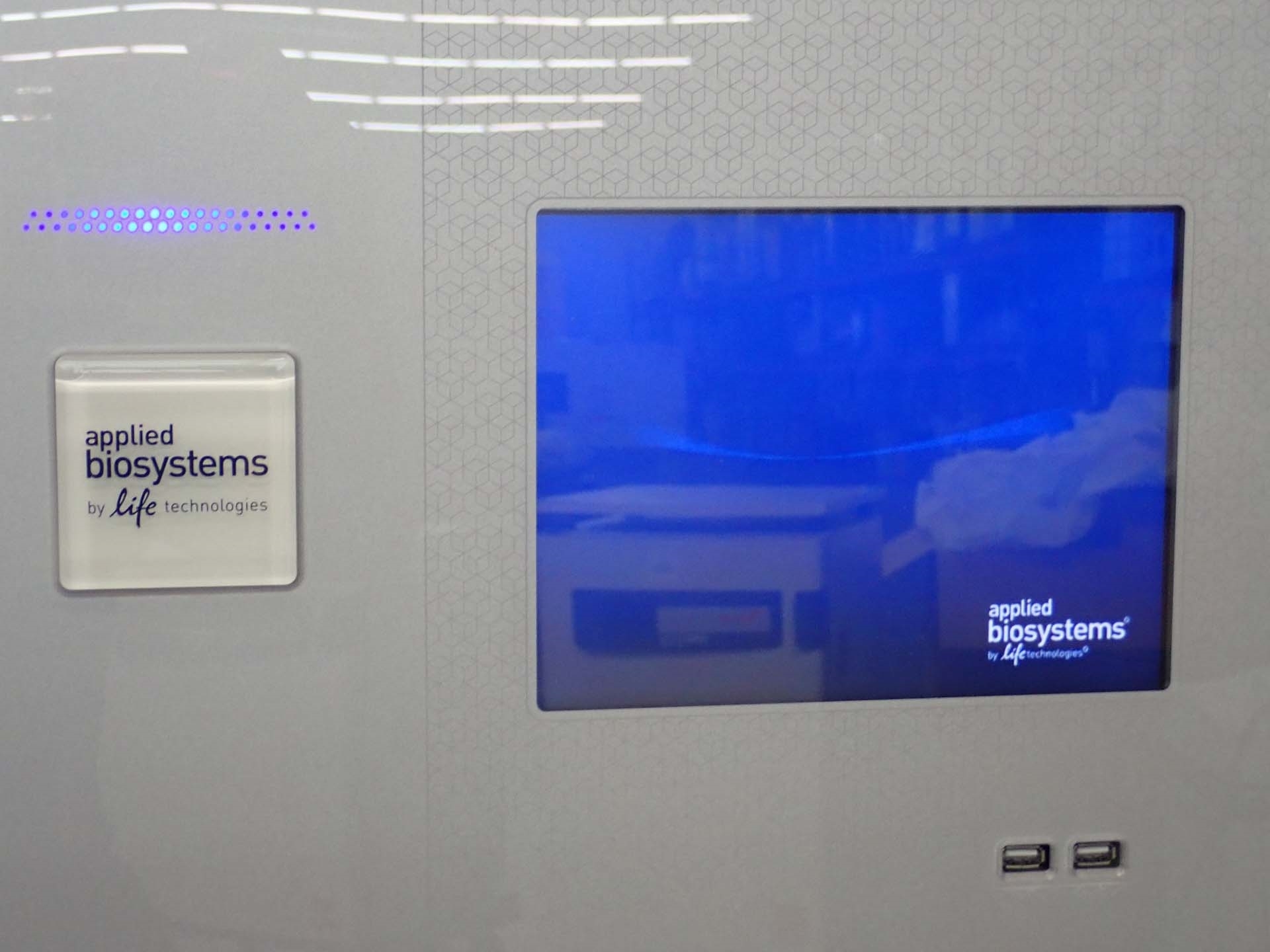 フォト（写真） 使用される APPLIED BIOSYSTEMS QuantStudio DX 販売のために