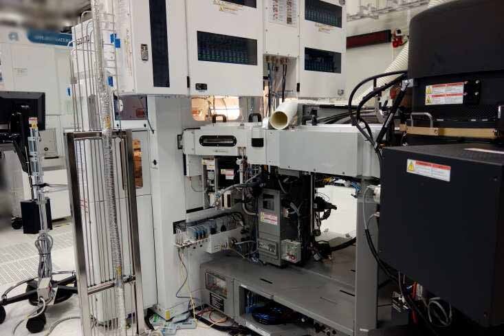 Photo Used AMAT / APPLIED MATERIALS Centura DPS II For Sale