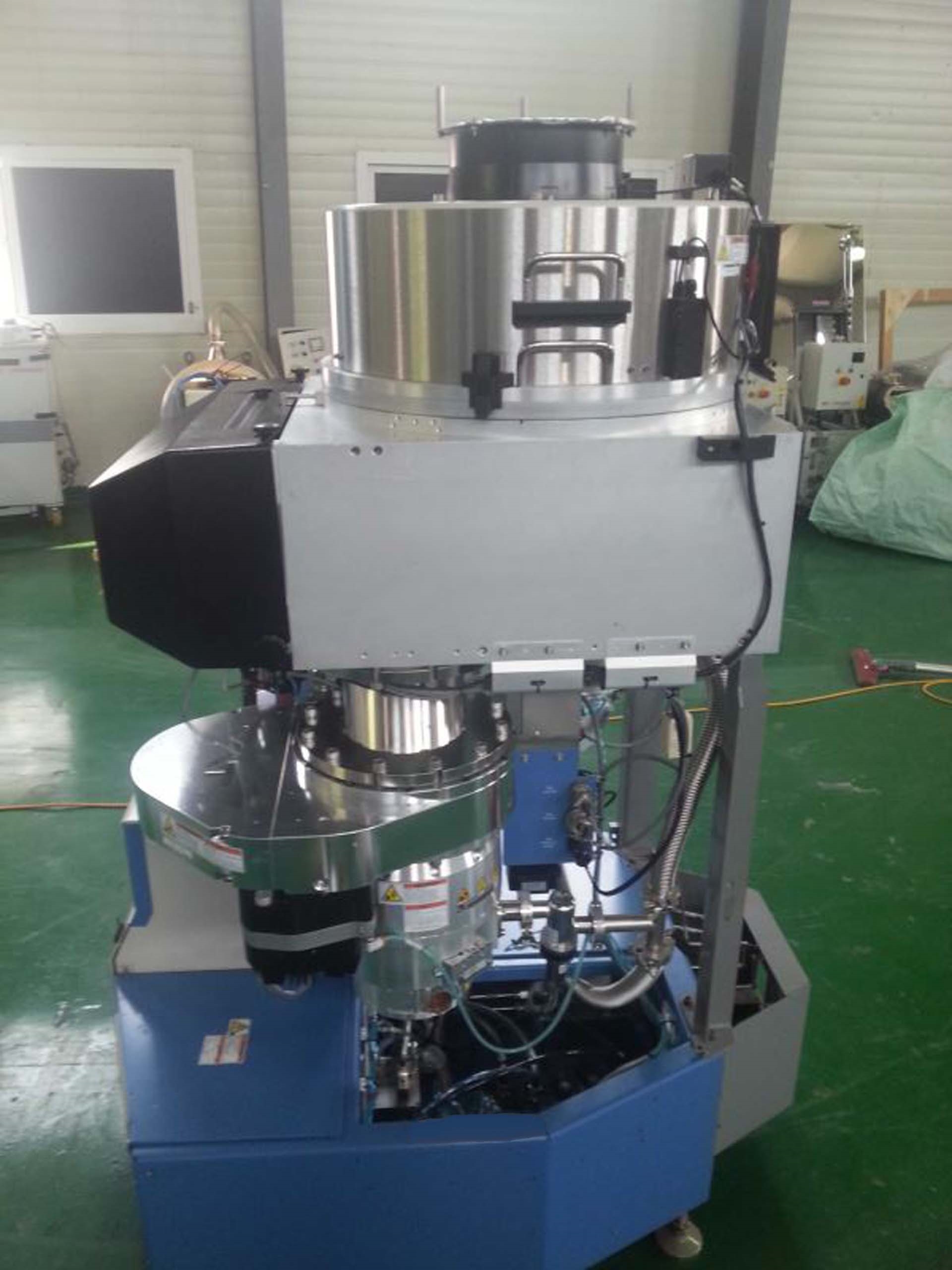 Photo Used AMAT / APPLIED MATERIALS PC XT Preclean chamber for Endura II For Sale