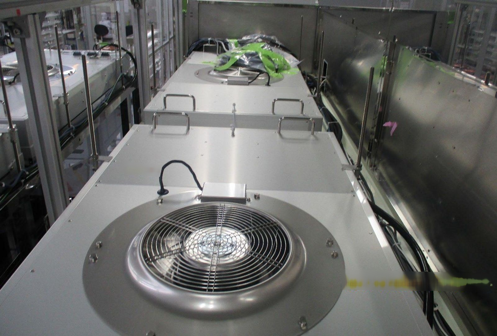 Photo Used APPLIED MATERIALS Photomask Wet Cleaner System For Sale