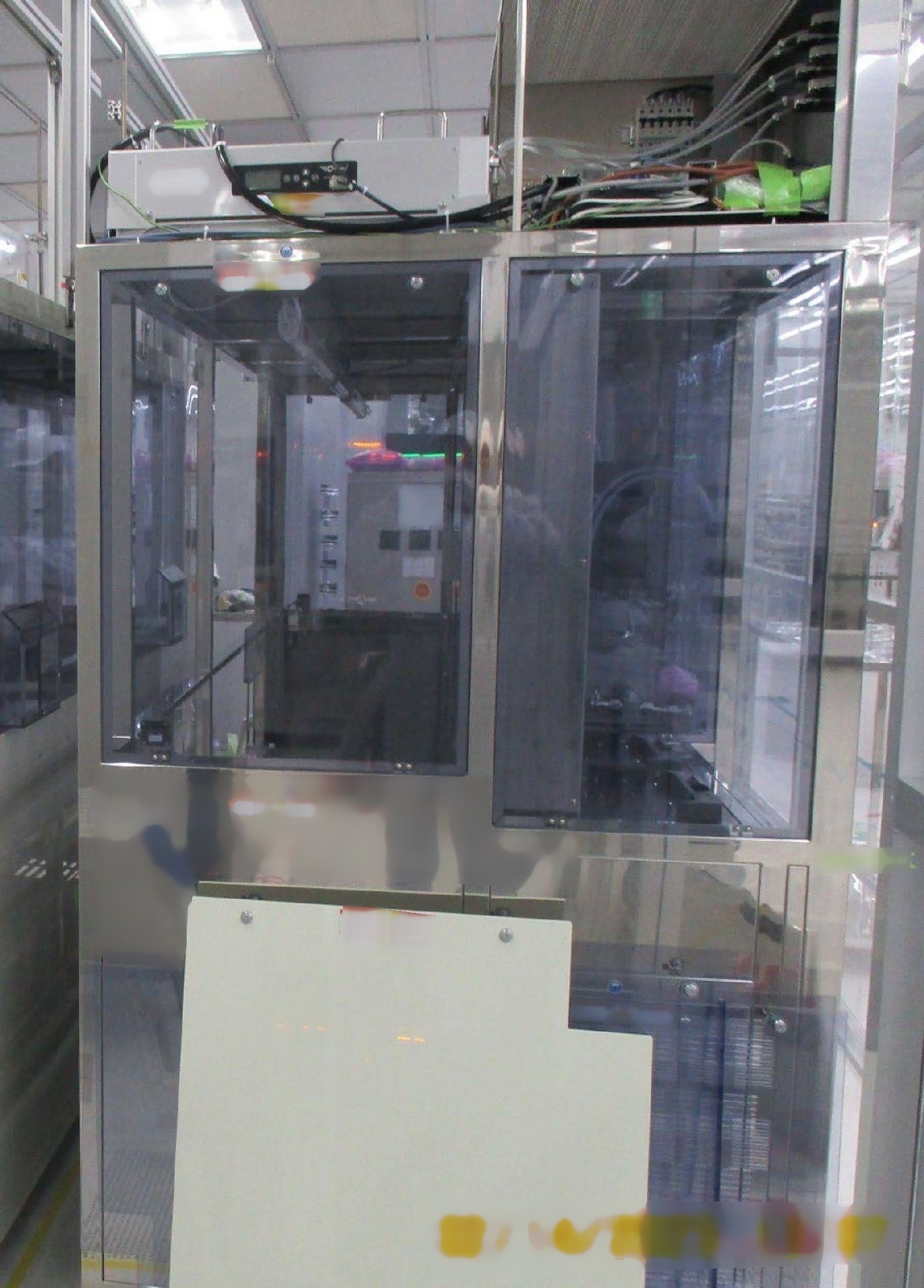 Photo Used APPLIED MATERIALS Photomask Wet Cleaner System For Sale